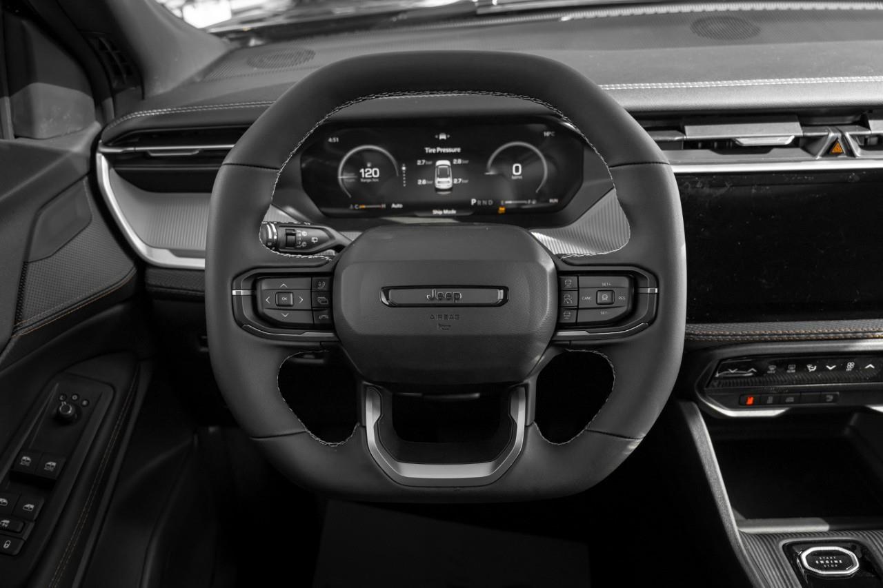 2026 Jeep Cherokee Laredo/Limited T283064