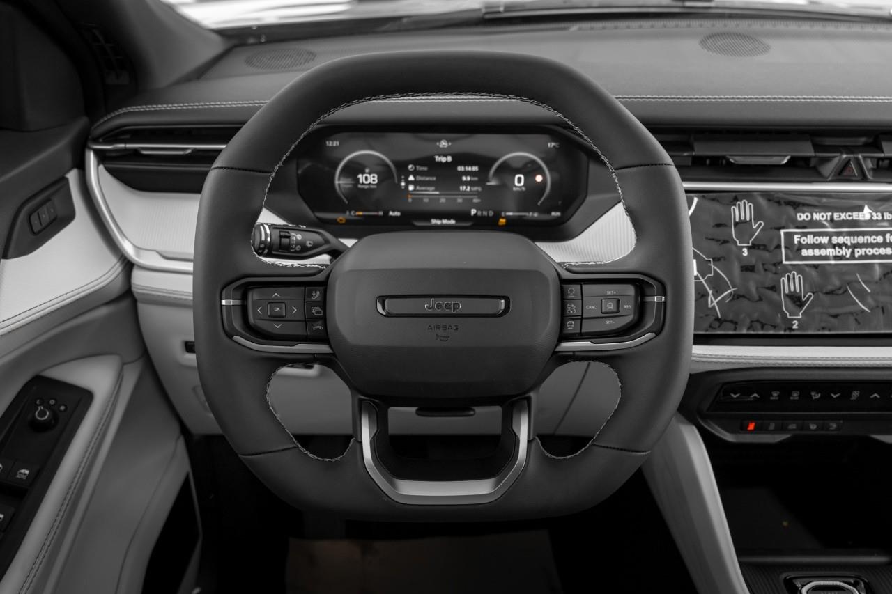 2026 Jeep Cherokee Overland T264409