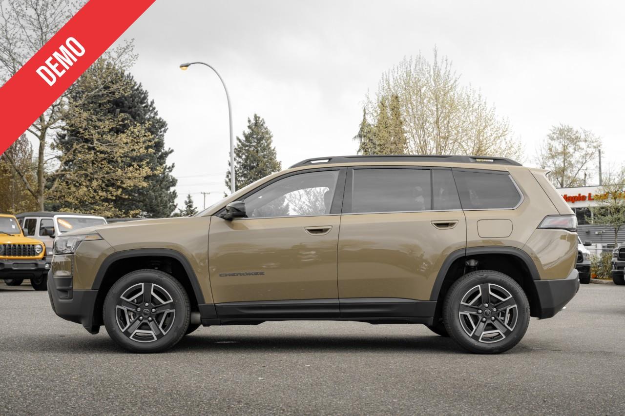 2026 Jeep Cherokee Laredo/Limited T228227