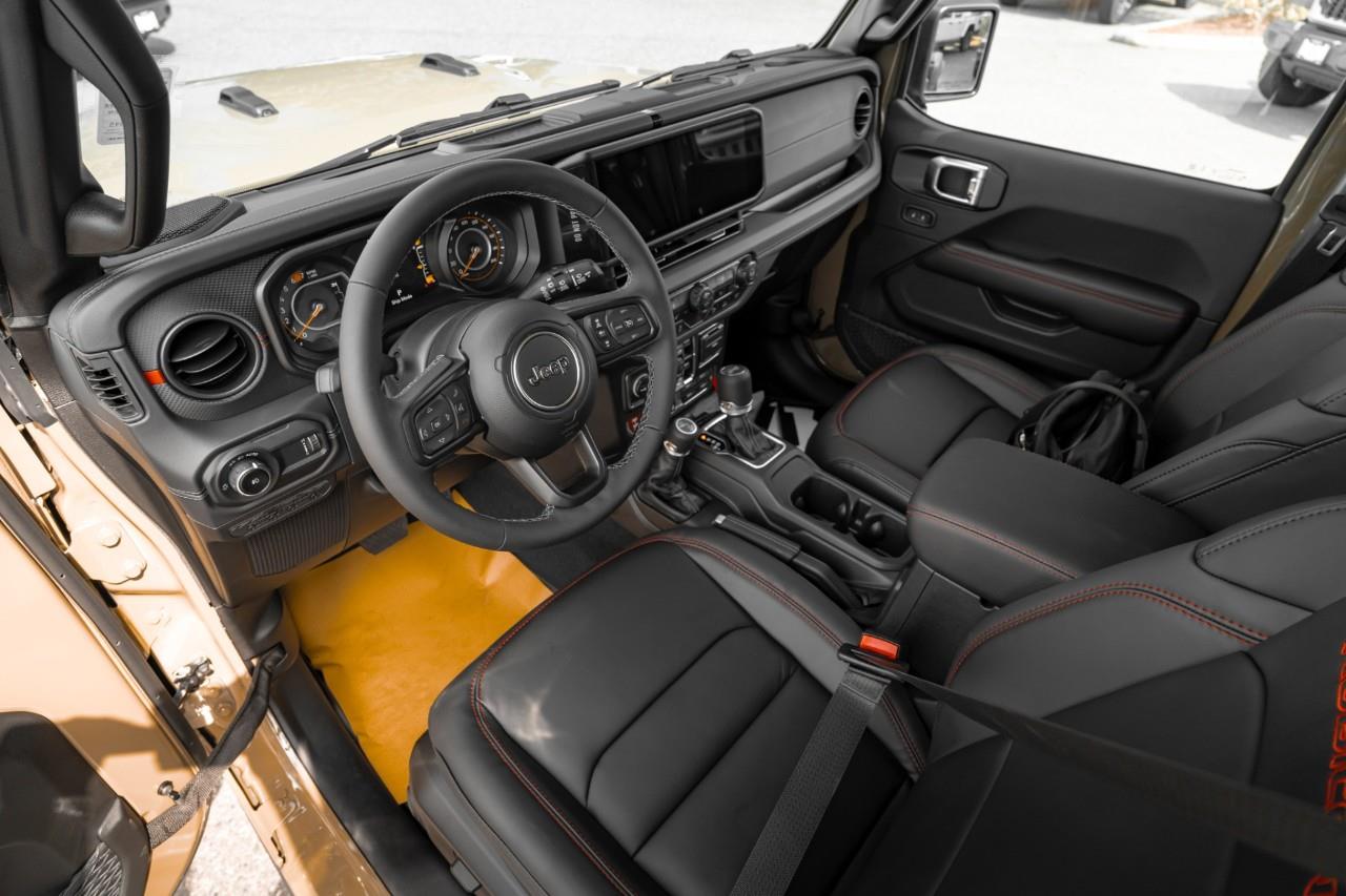 2027 Jeep Wrangler Rubicon V561013
