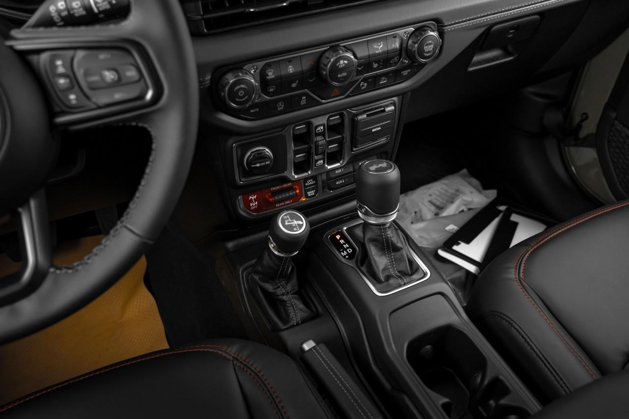 2027 Jeep Wrangler Rubicon V561013