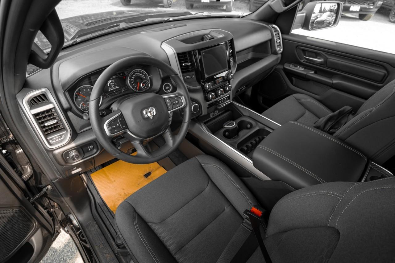 2027 RAM 1500 Tradesman V569062