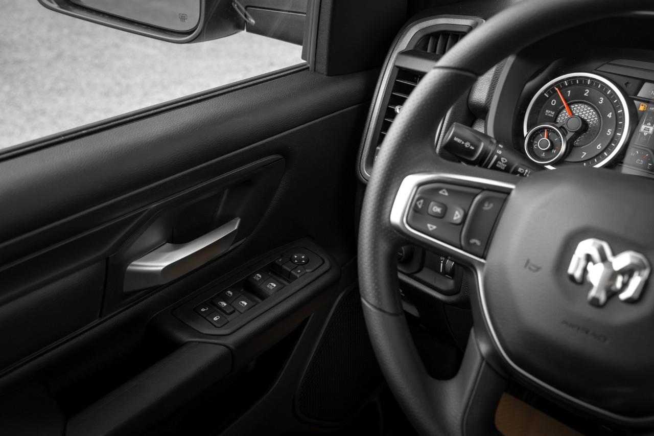 2027 RAM 1500 Tradesman V569062