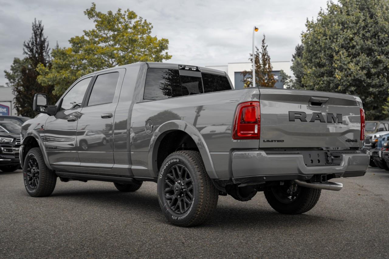 2027 RAM 3500 Limited V384802