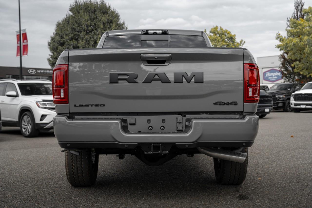 2027 RAM 3500 Limited V384802