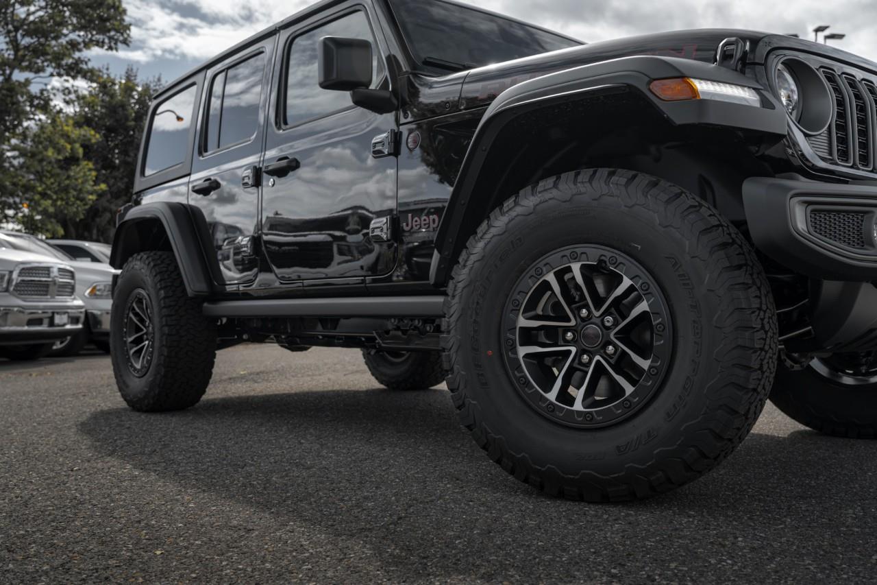 2027 Jeep Wrangler Rubicon V561011