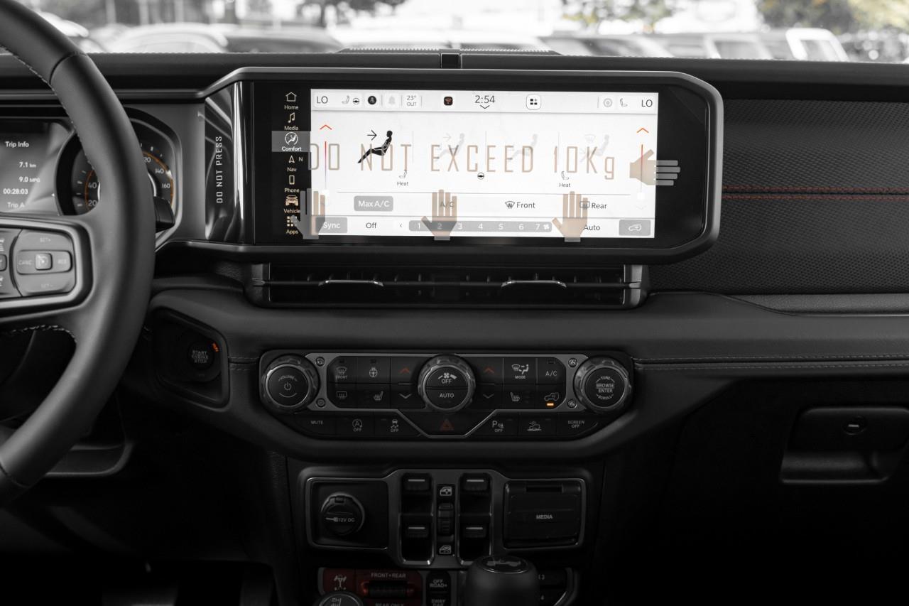2027 Jeep Wrangler Rubicon V561011