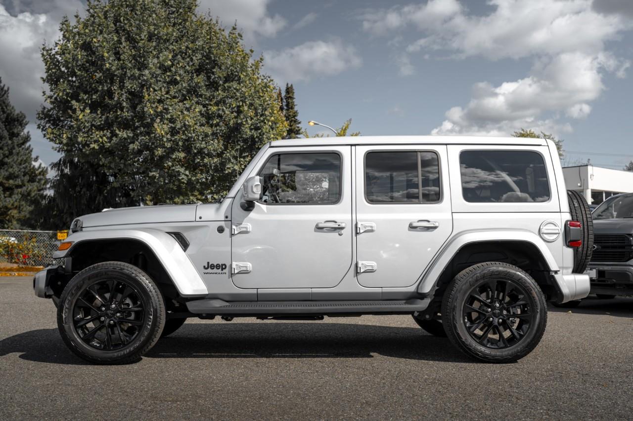 2023 Jeep Wrangler Sahara T327254A