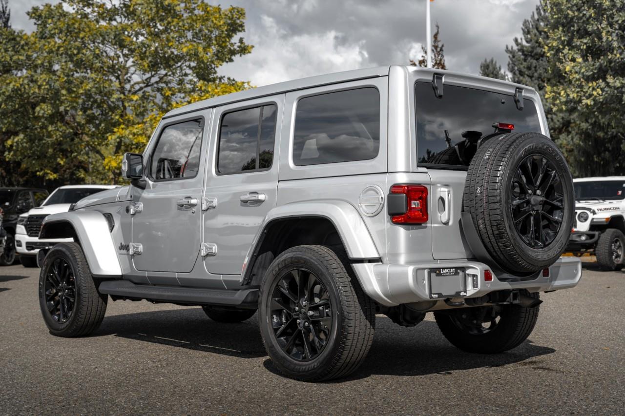 2023 Jeep Wrangler Sahara T327254A