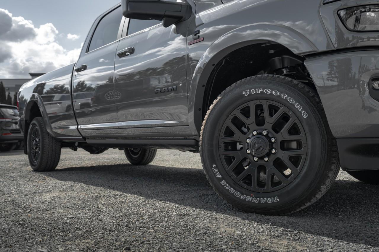 2027 RAM 3500 Limited V384803
