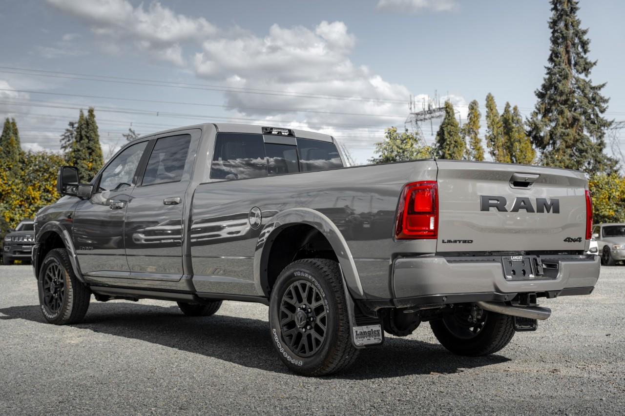 2027 RAM 3500 Limited V384803