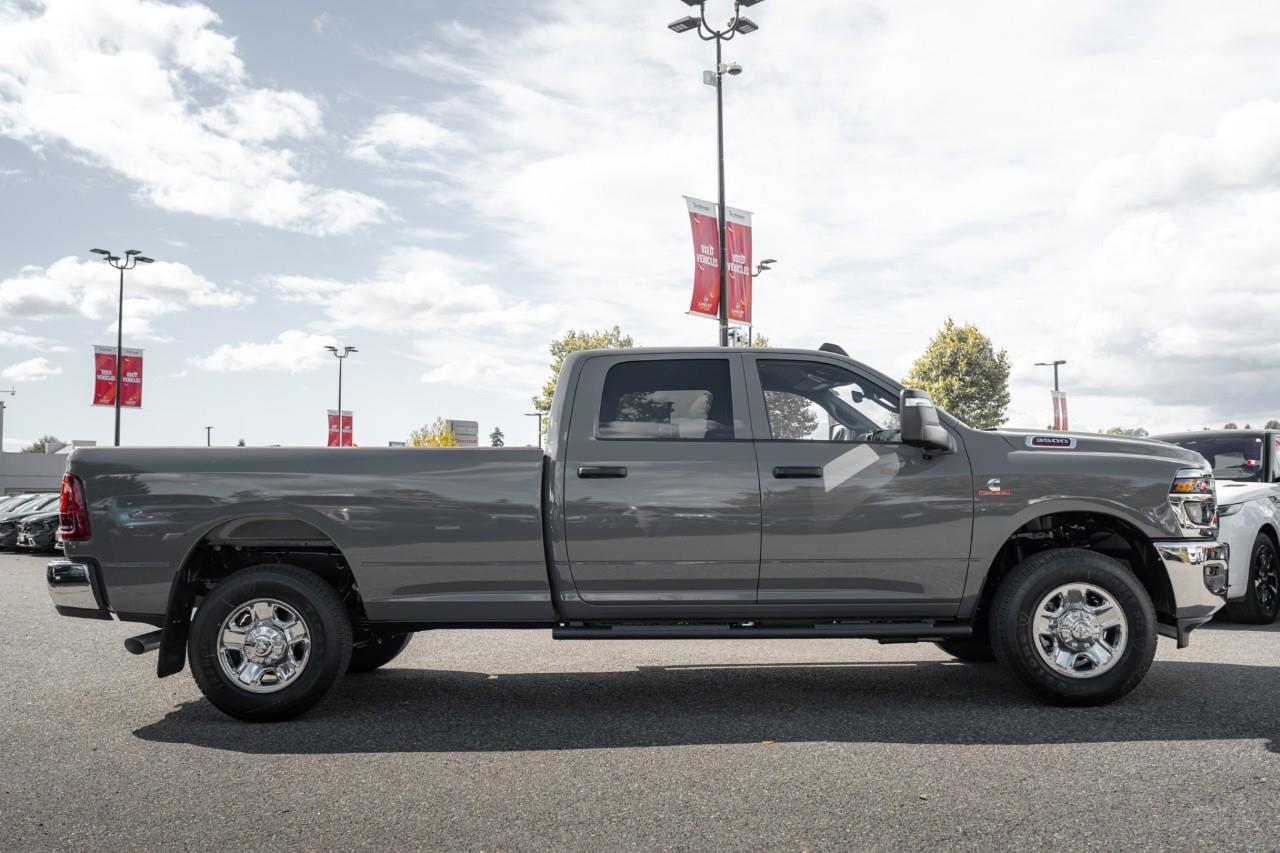 2027 RAM 3500 Tradesman V385933