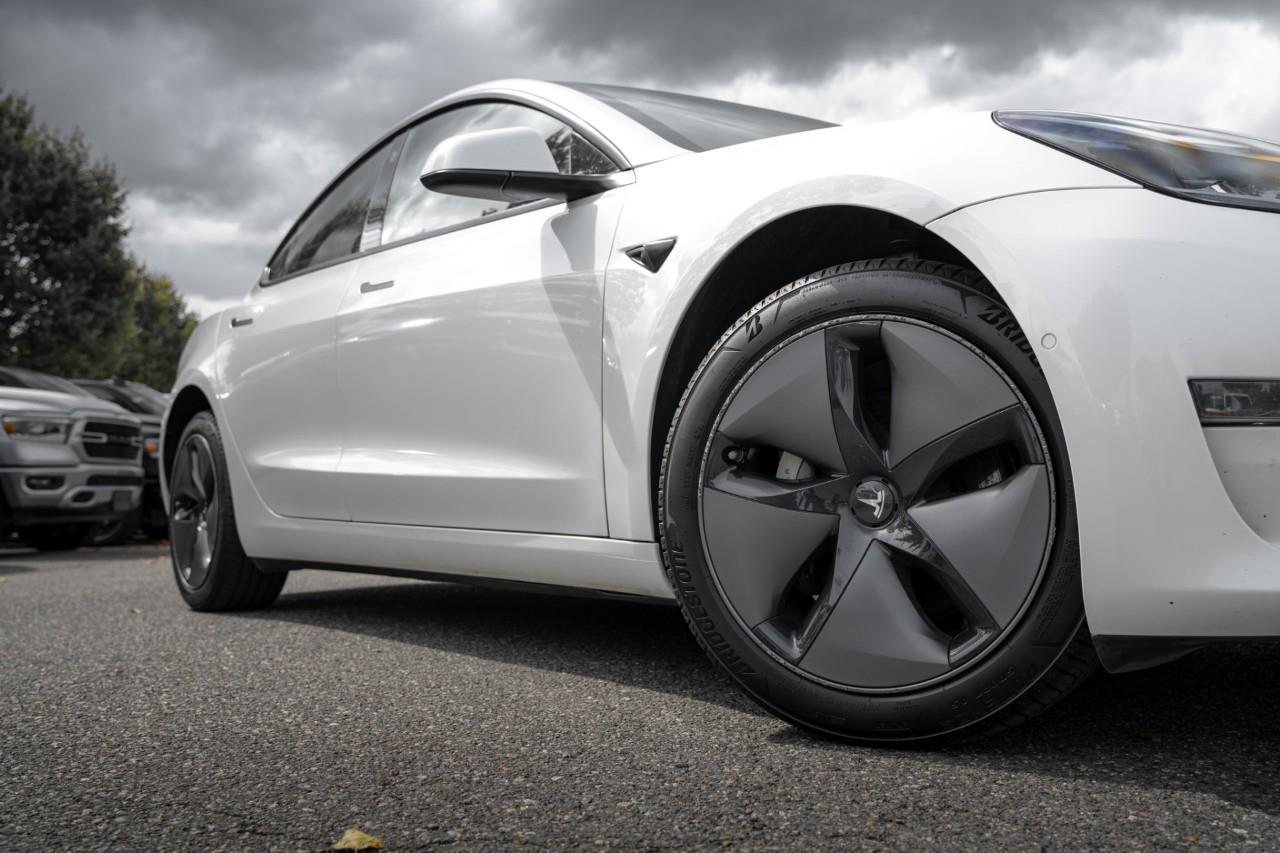 2021 Tesla Model 3  LC3062A