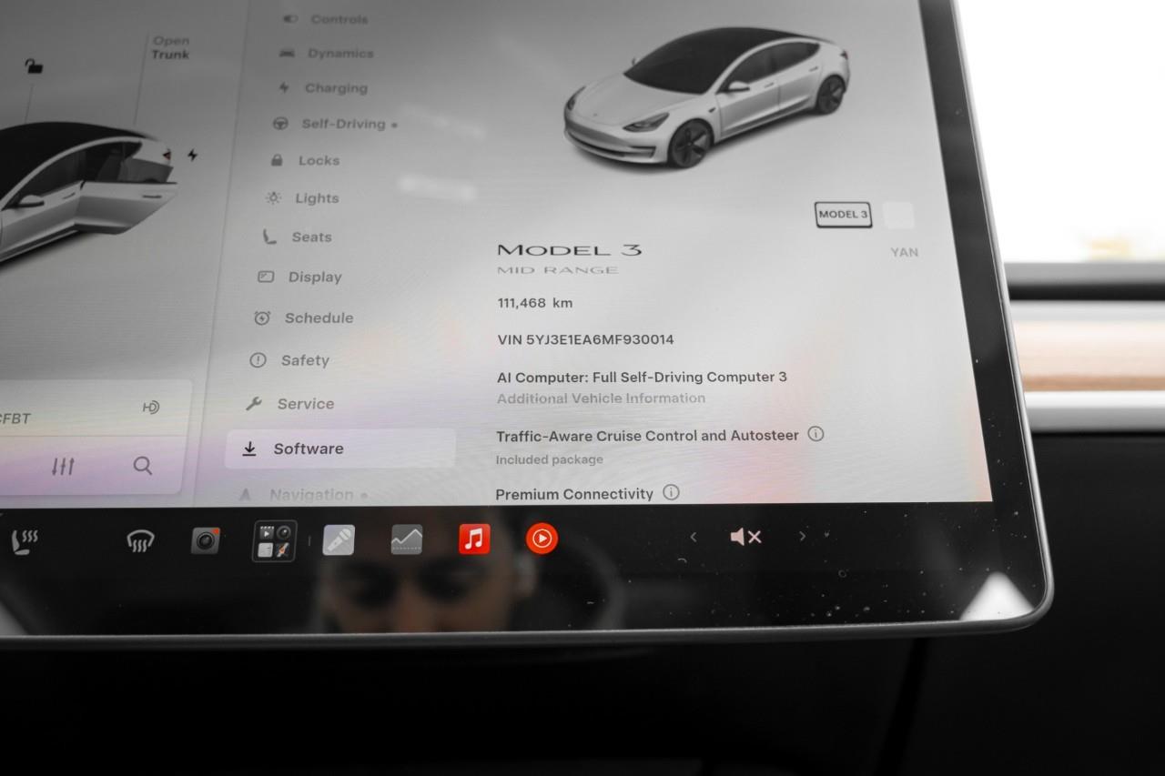 2021 Tesla Model 3  LC3062A