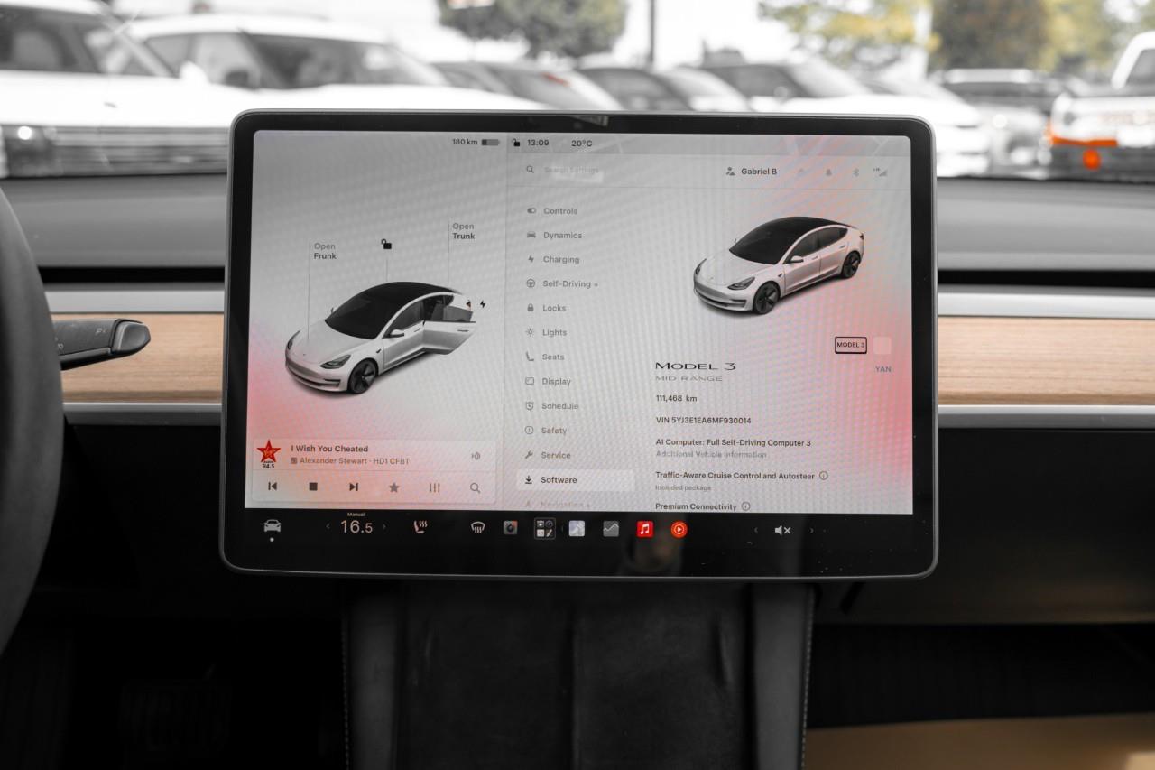 2021 Tesla Model 3  LC3062A