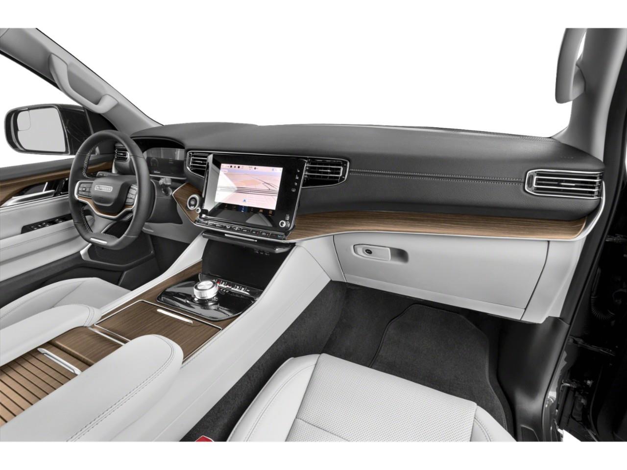 2023 Jeep Wagoneer L Series II LC3096