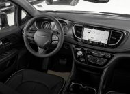 2027 Chrysler Pacifica Limited V604848