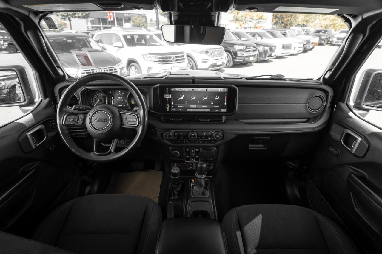 2024 Jeep Wrangler 4xe Rubicon T205608A