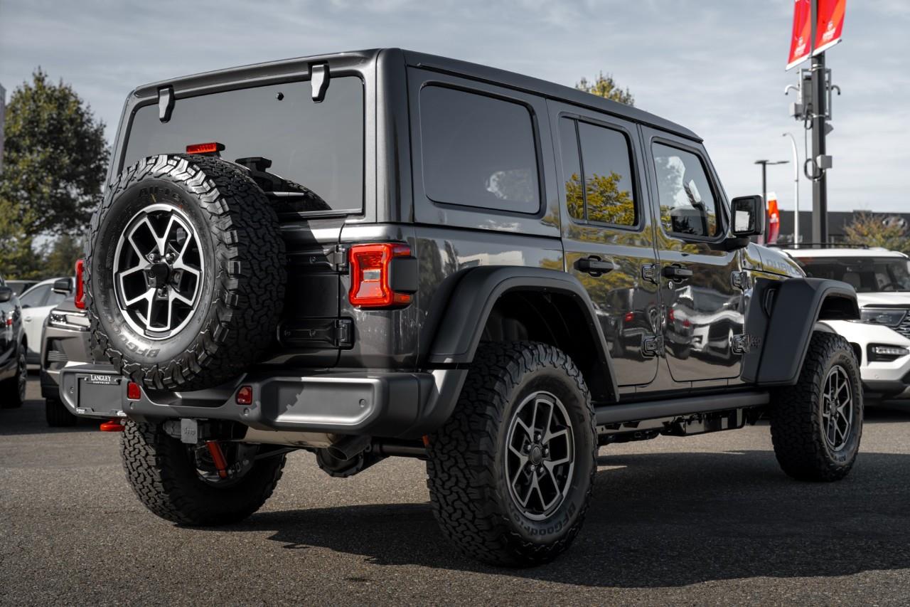 2027 Jeep Wrangler Rubicon V561015