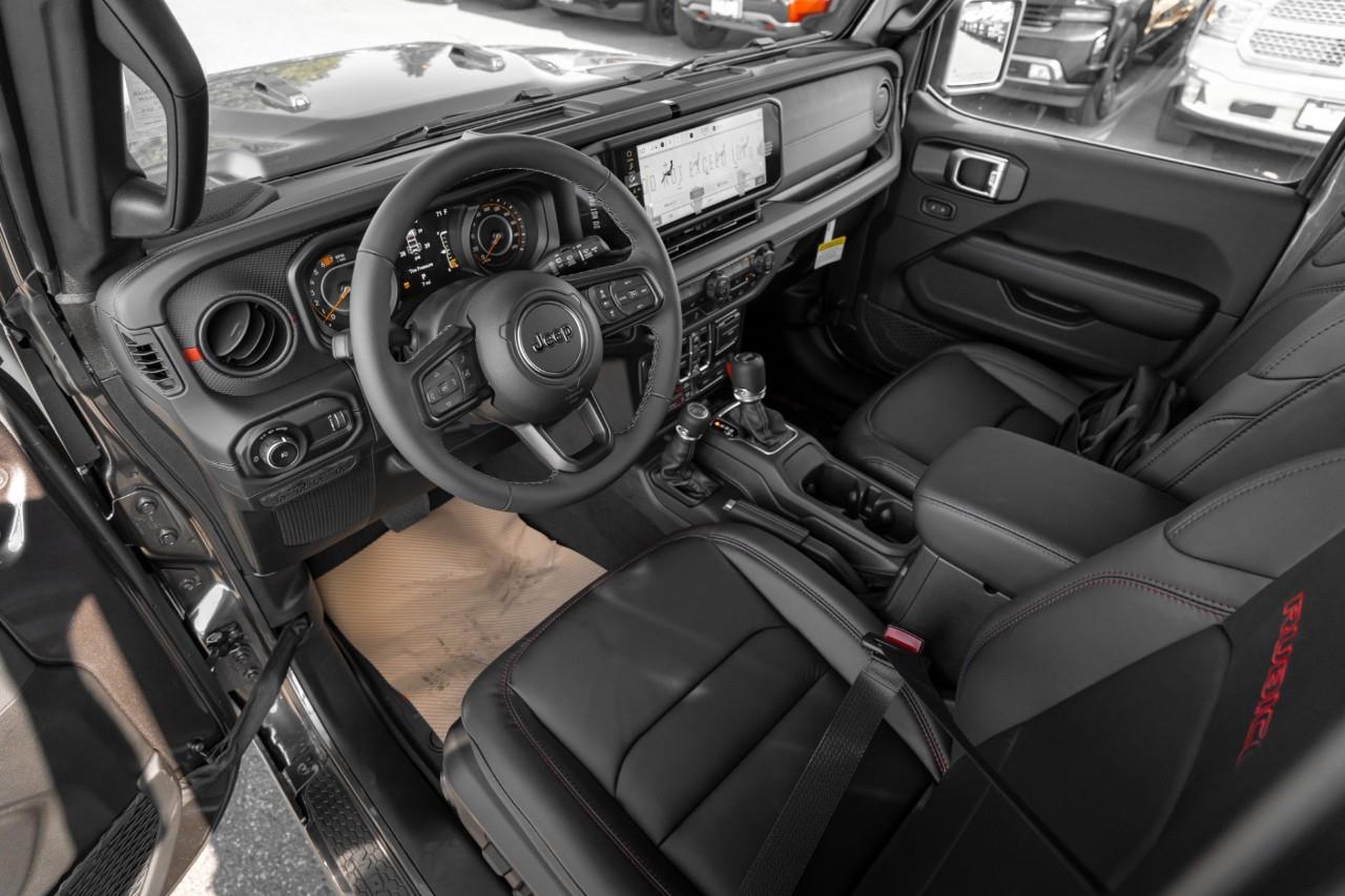 2027 Jeep Wrangler Rubicon V561015