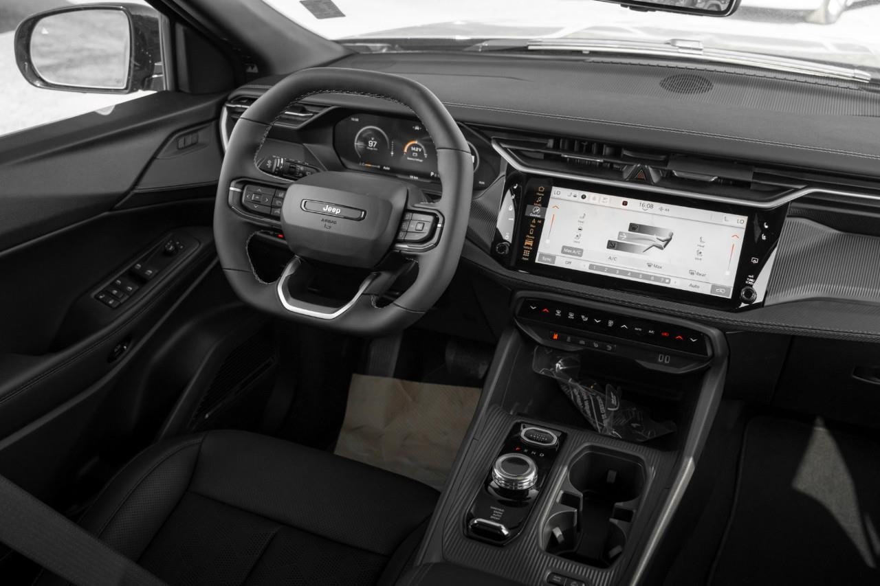 2026 Jeep Cherokee Overland T283068