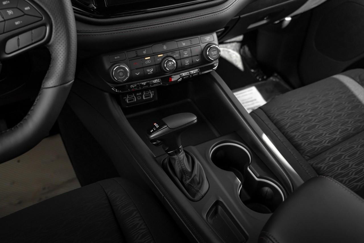 2027 Dodge Durango  V552320