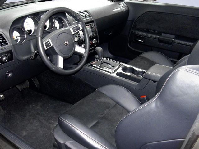 2009 Dodge Challenger SRT8 LC3106