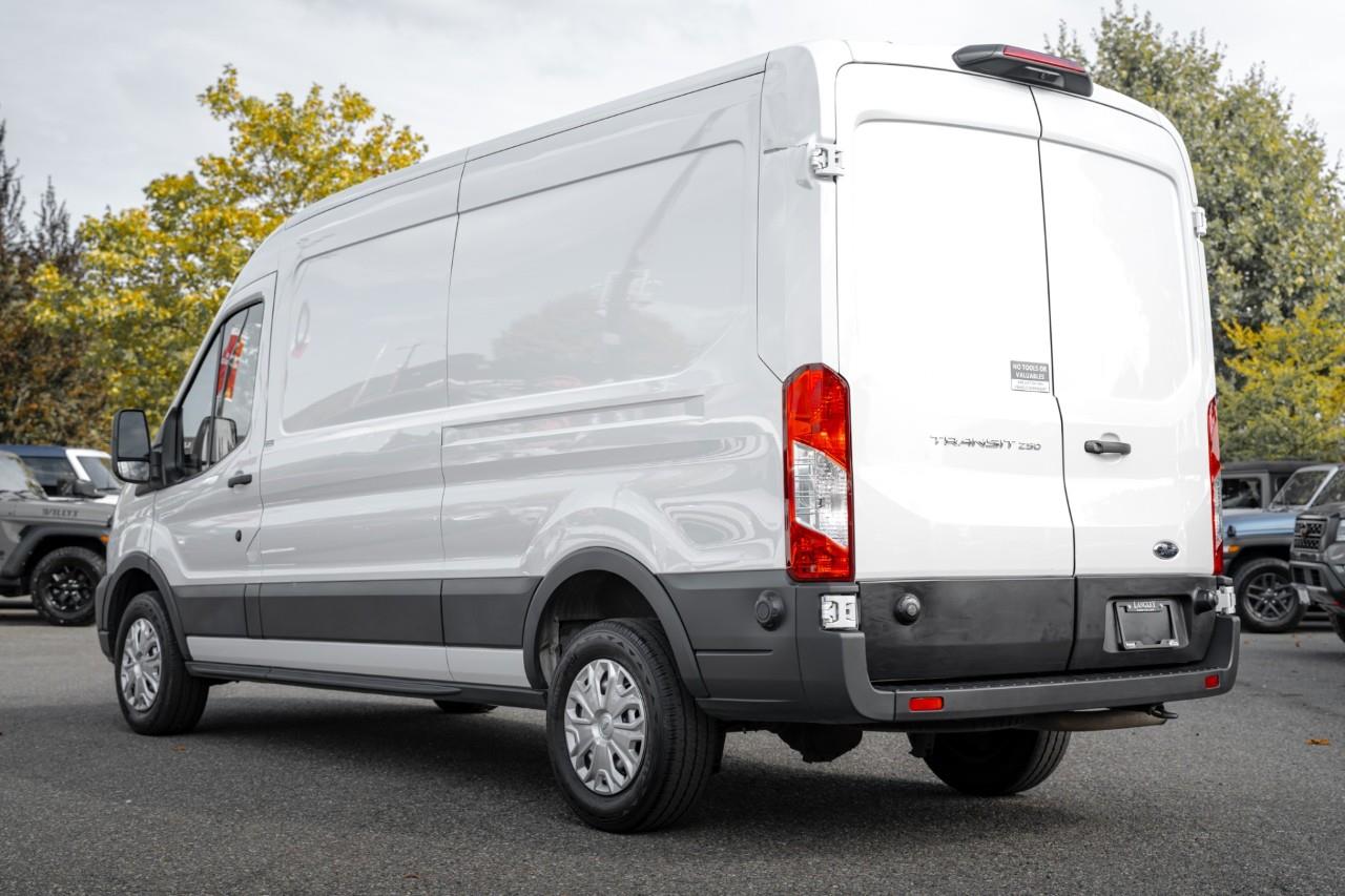 2024 Ford Transit-250 Cargo  LC3102