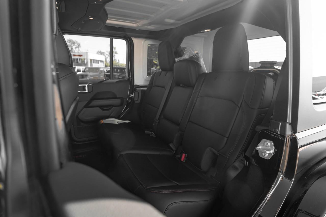 2027 Jeep Wrangler Rubicon V571669
