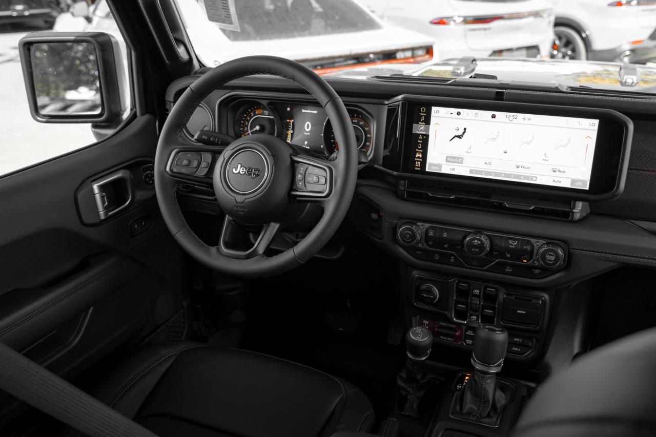 2027 Jeep Wrangler Rubicon V571669