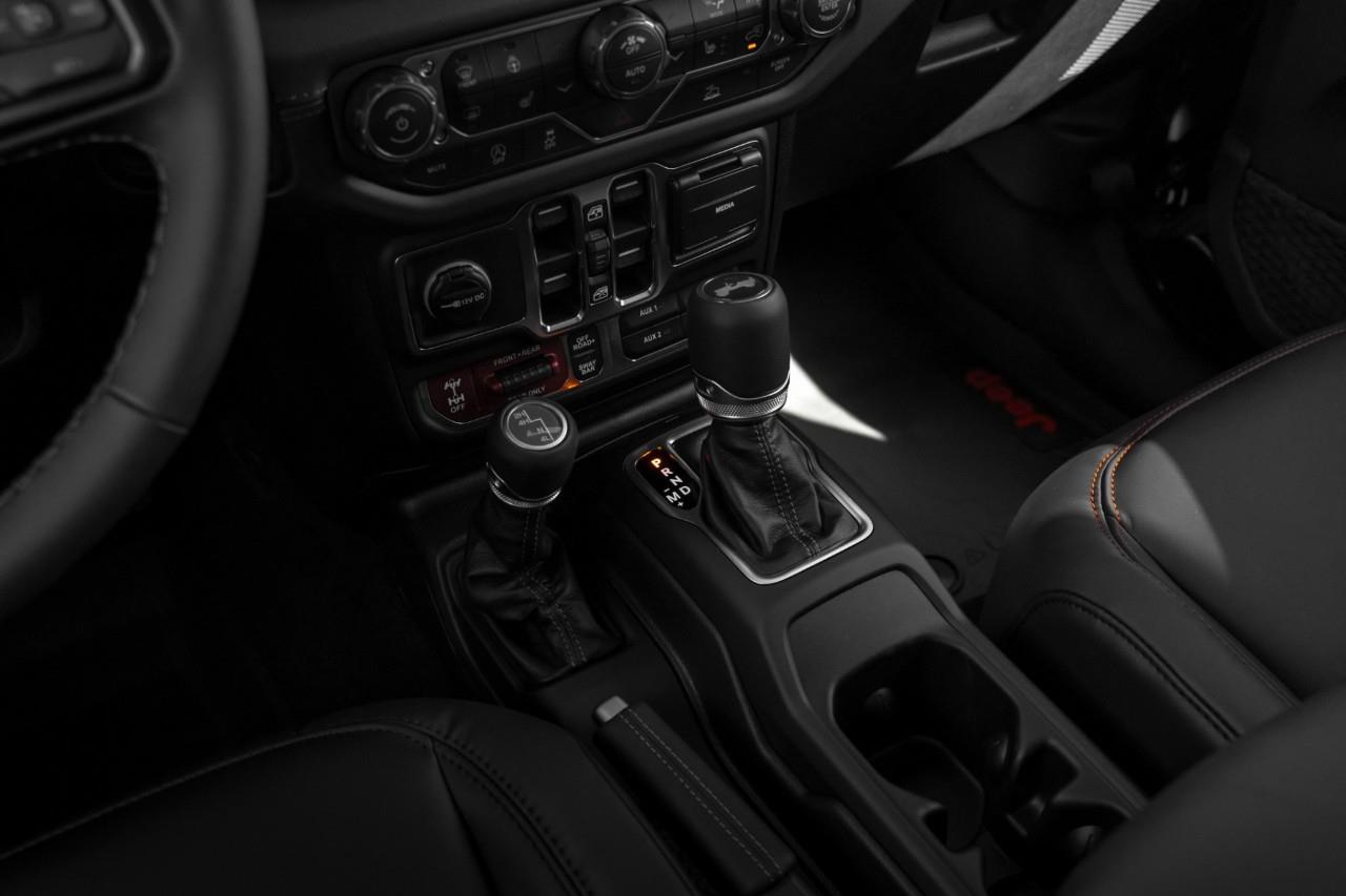 2027 Jeep Wrangler Rubicon V571669