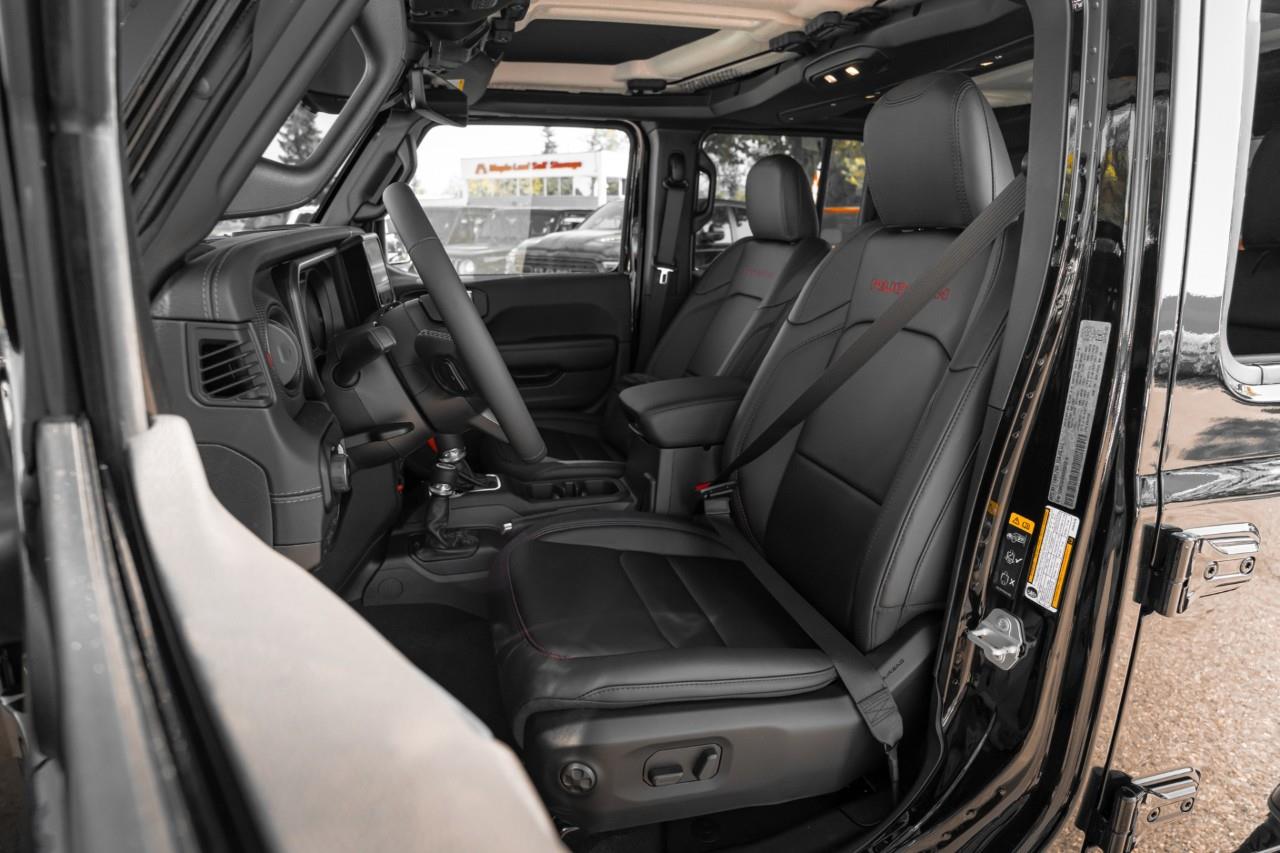 2027 Jeep Wrangler  V561016
