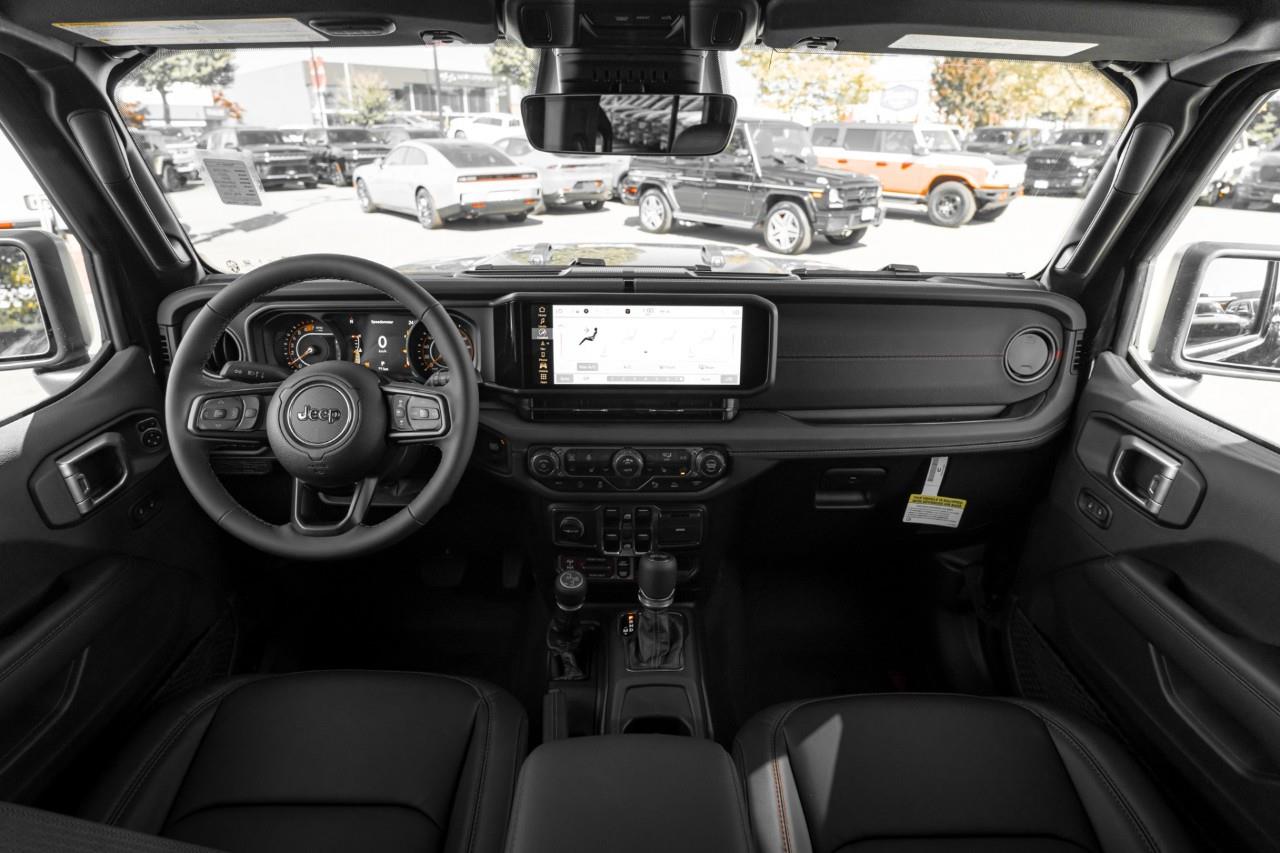 2027 Jeep Wrangler  V561016