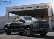 2027 RAM 3500 Limited V384801