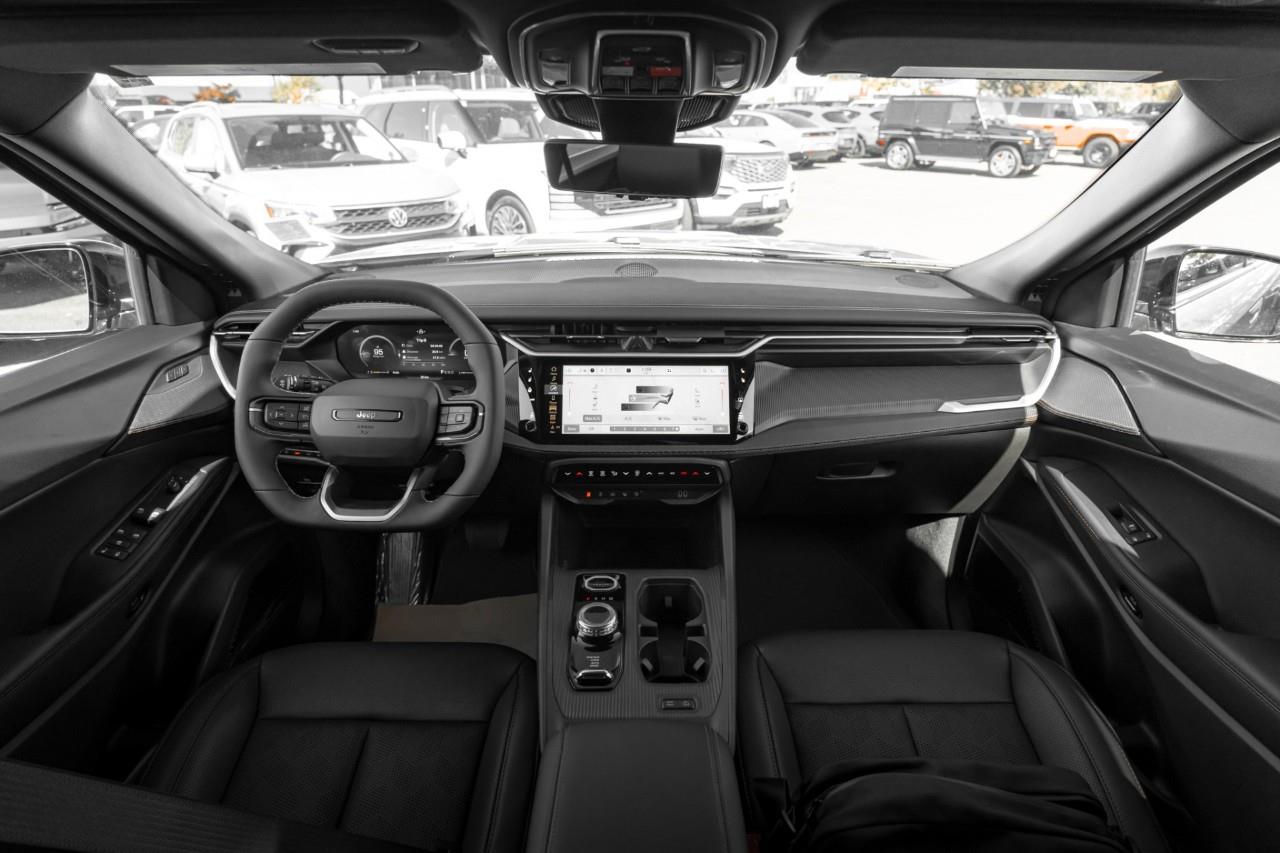 2026 Jeep Cherokee Overland T283071