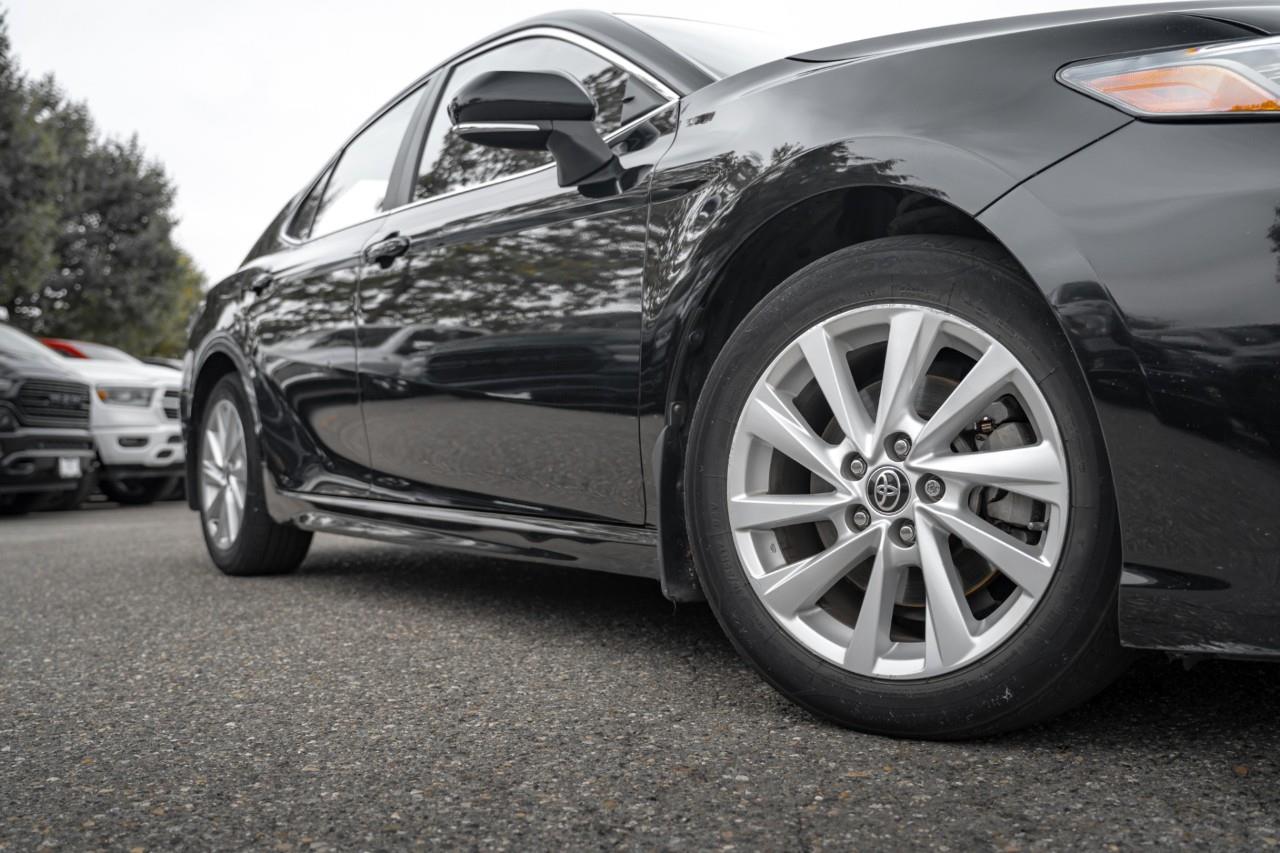 2021 Toyota Camry SE LC3043A