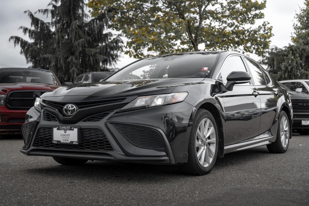 2021 Toyota Camry SE LC3043A