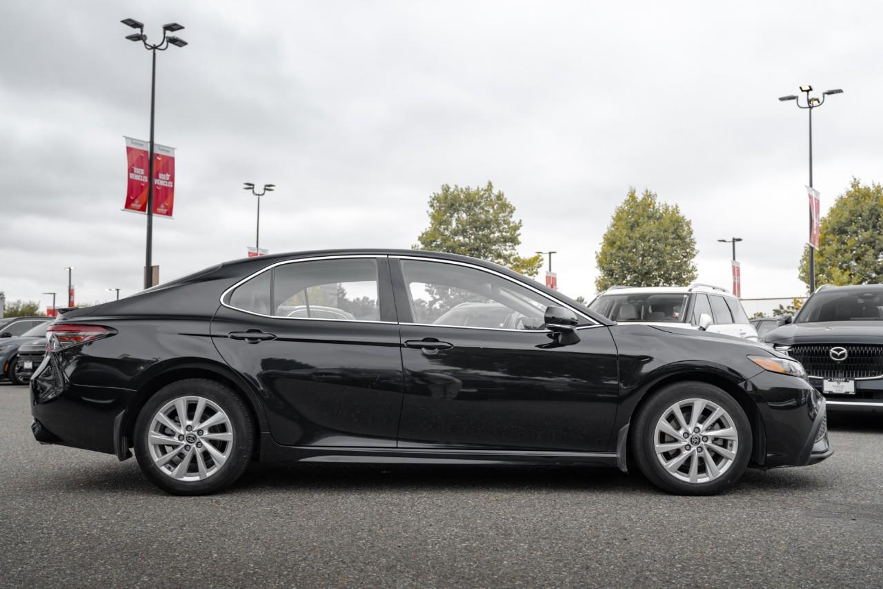 2021 Toyota Camry SE LC3043A