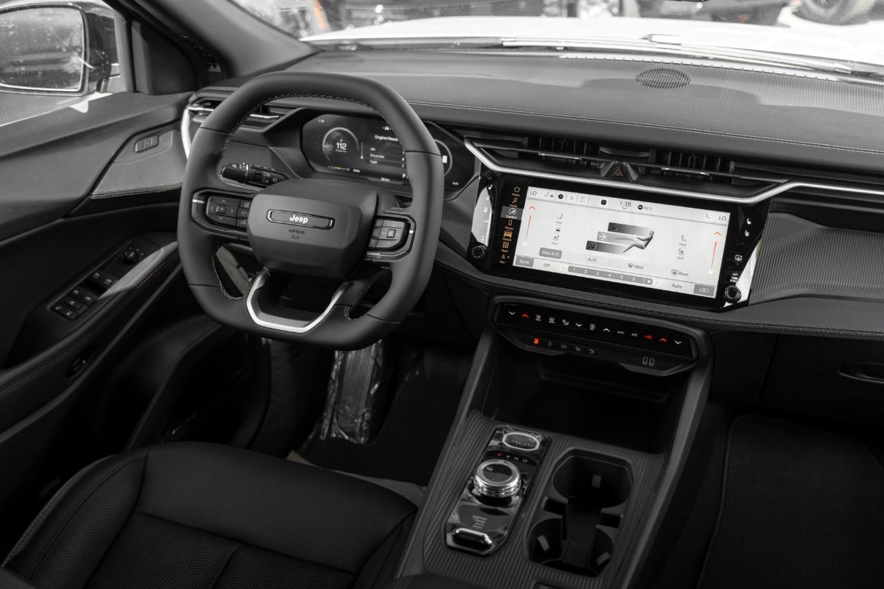 2026 Jeep Cherokee Overland T283072