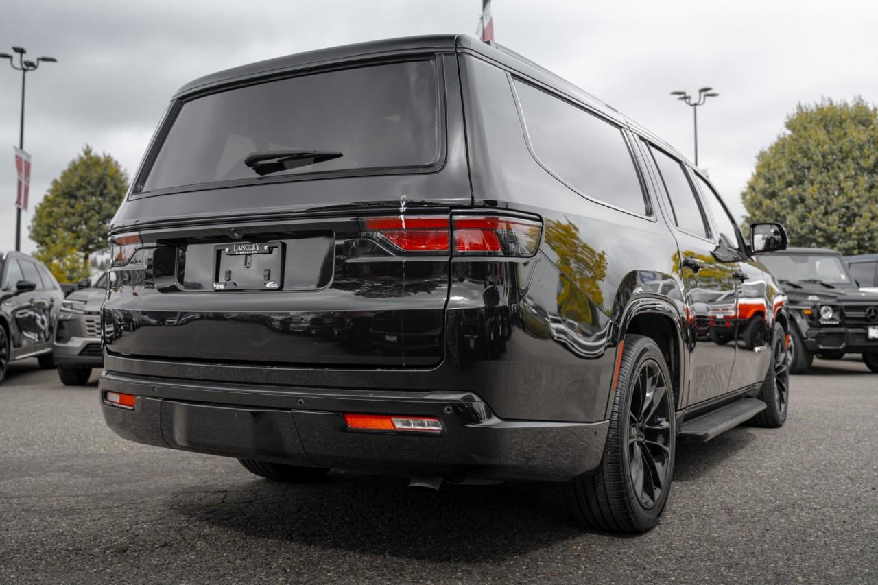 2023 Jeep Wagoneer L Series II LC3096
