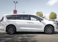 2027 Chrysler Pacifica Limited V604864