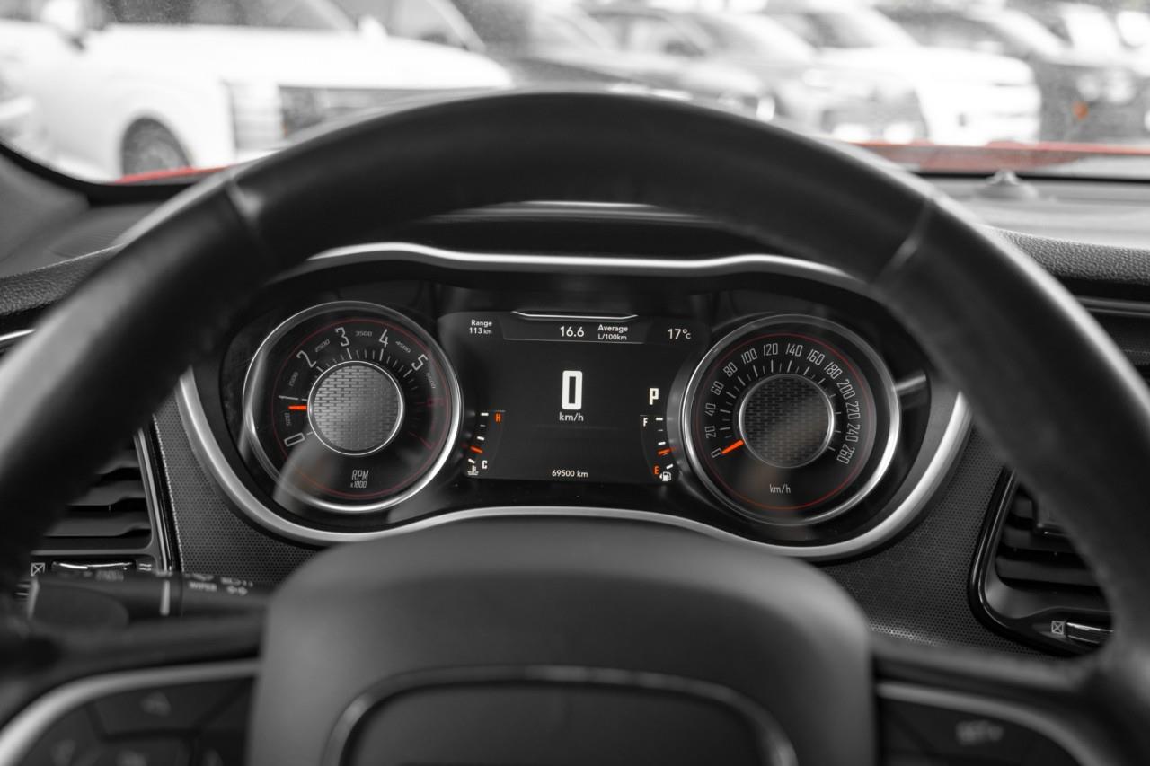2015 Dodge Challenger SXT Plus or R/T LC3098