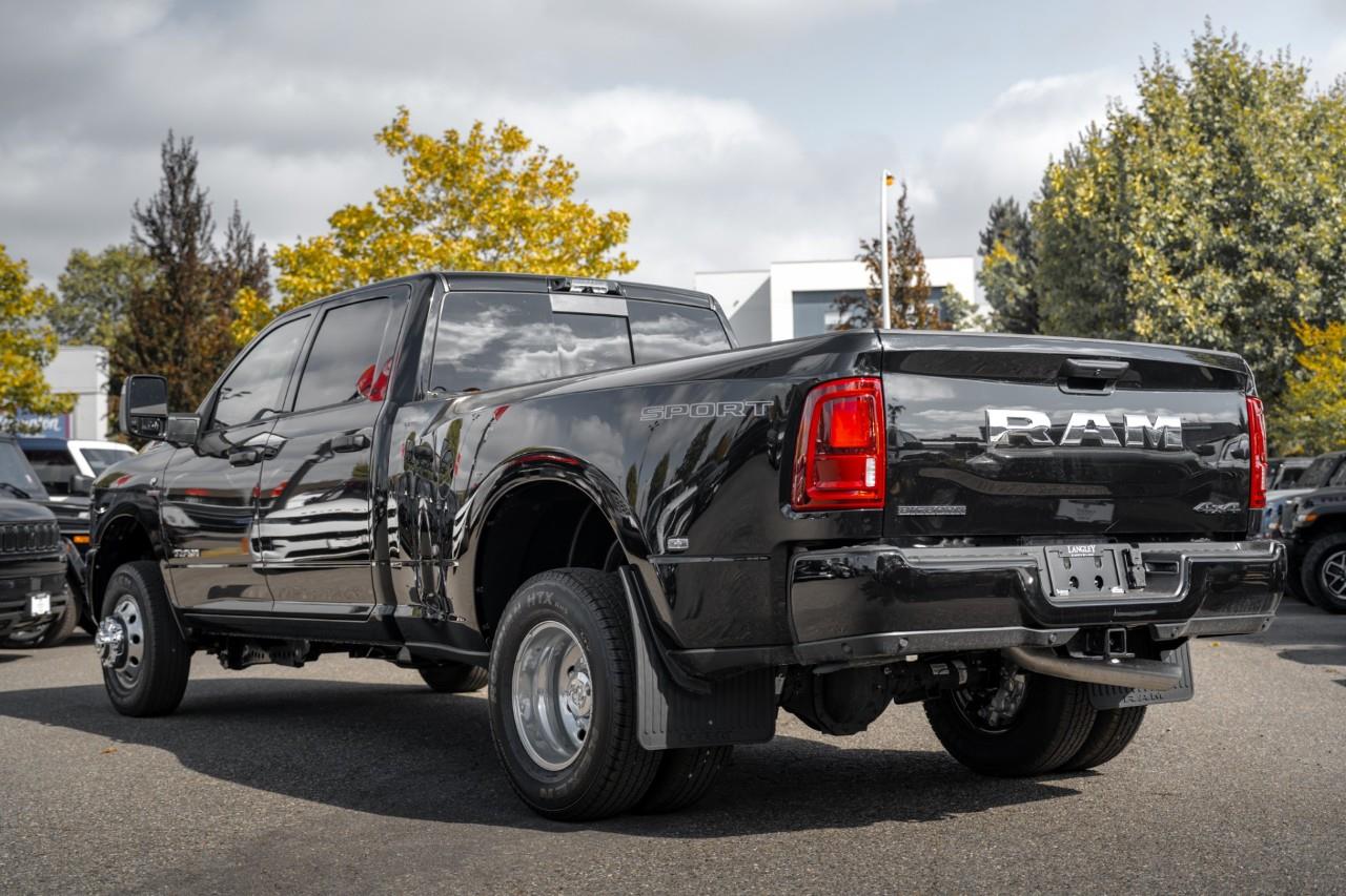 2027 RAM 3500 Big Horn V385934