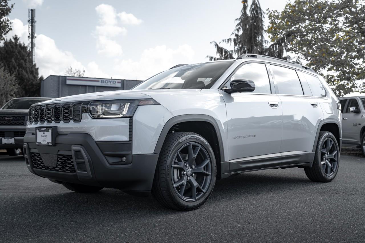 2026 Jeep Cherokee Laredo/Limited T264404