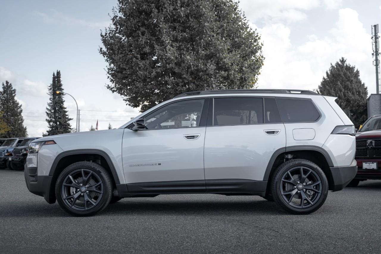 2026 Jeep Cherokee Laredo/Limited T264404