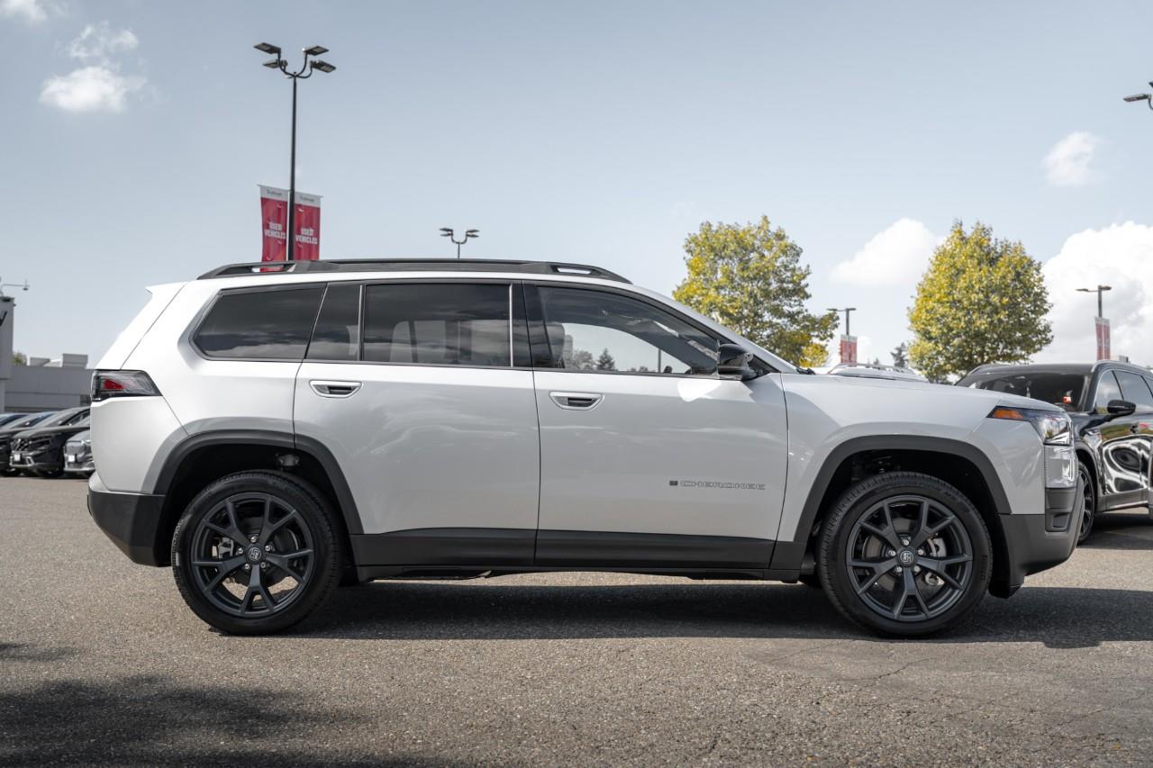 2026 Jeep Cherokee Laredo/Limited T264404