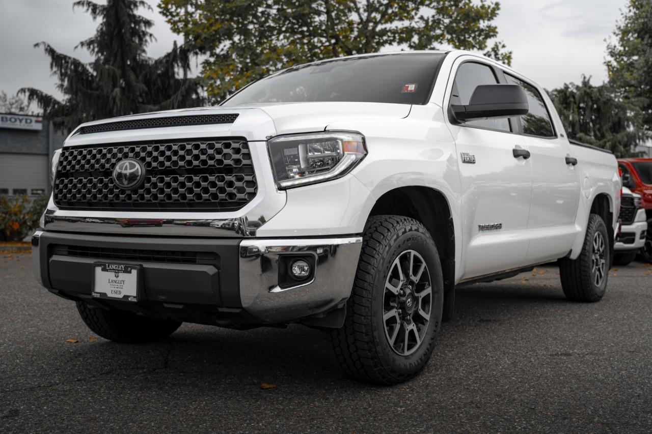 2018 Toyota Tundra SR5 Plus 5.7L V8 LC3072