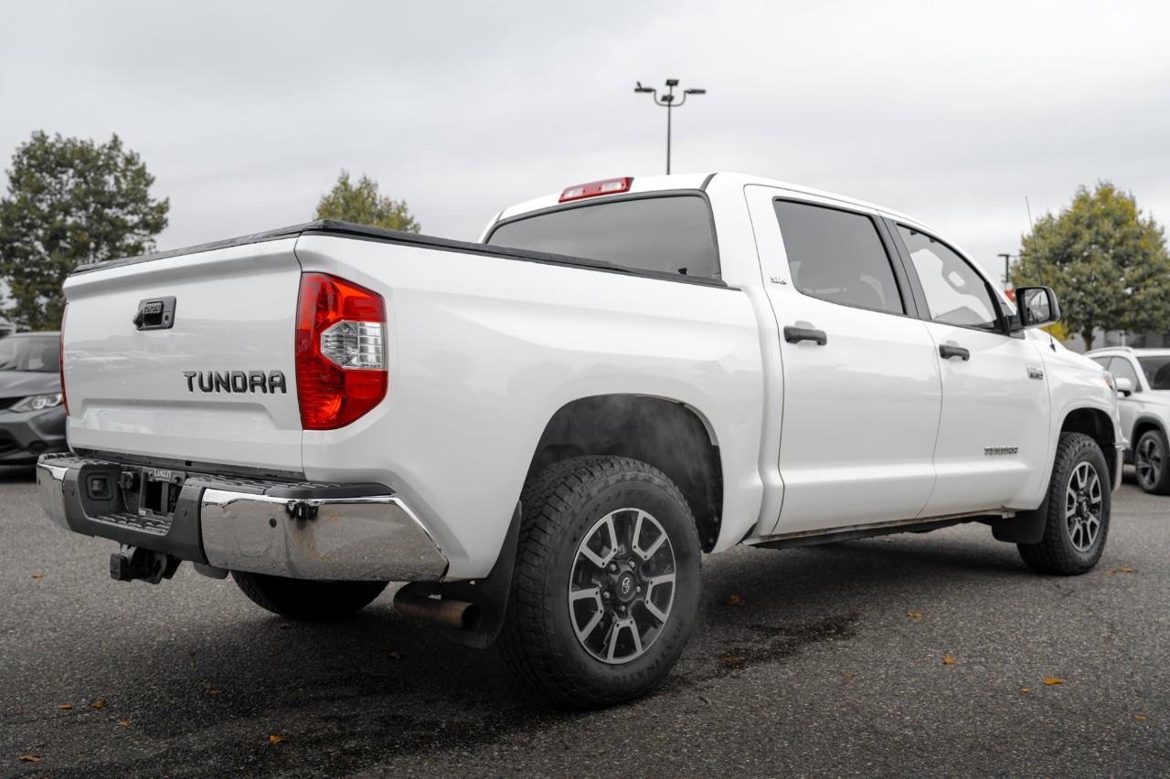 2018 Toyota Tundra SR5 Plus 5.7L V8 LC3072