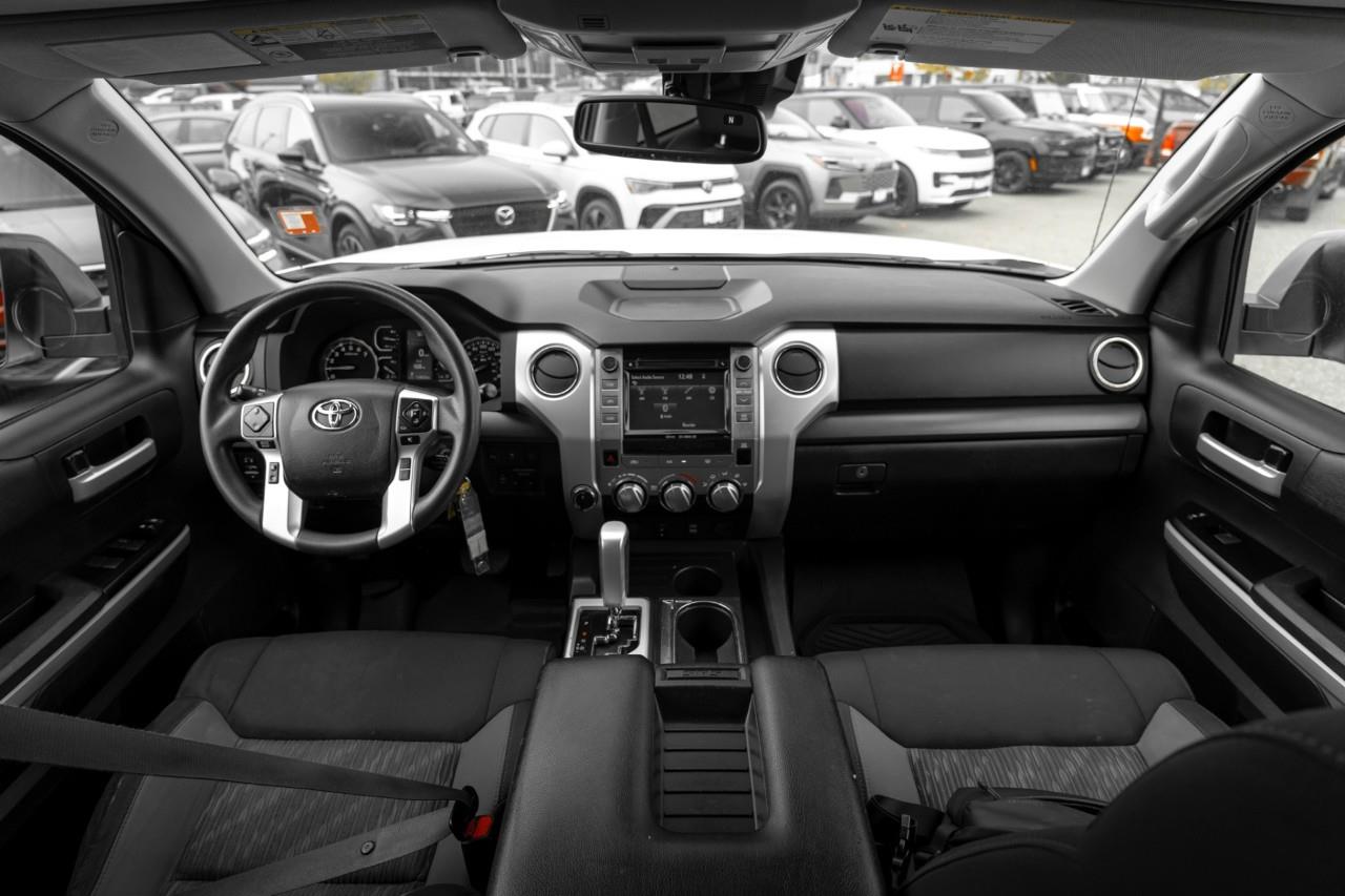 2018 Toyota Tundra SR5 Plus 5.7L V8 LC3072