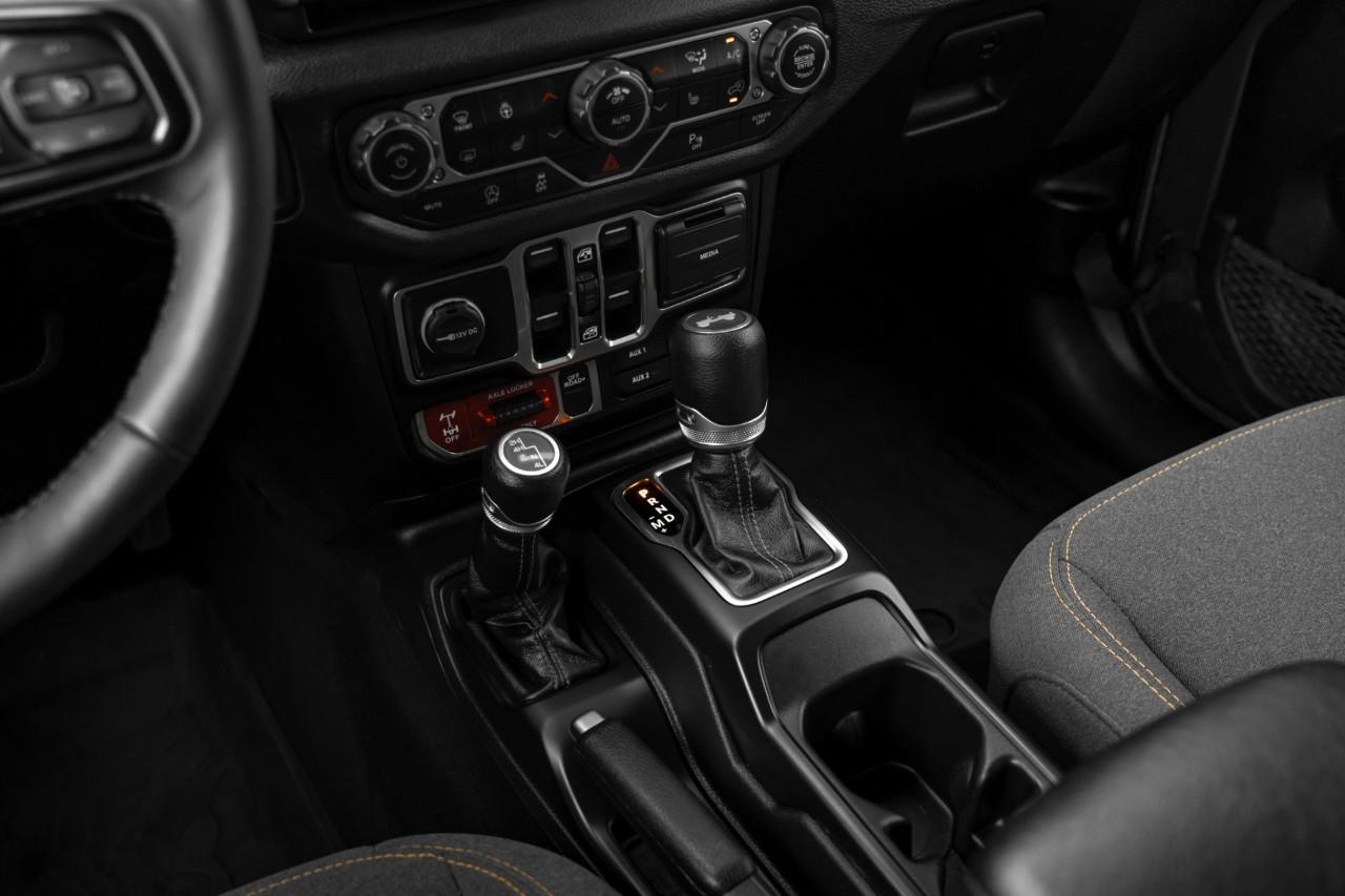 2025 Jeep Wrangler Sport T177495A